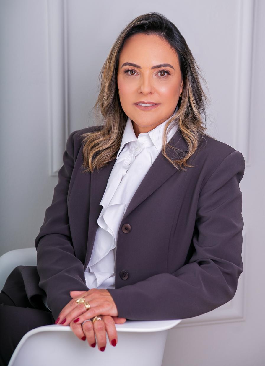 Aline Cardoso